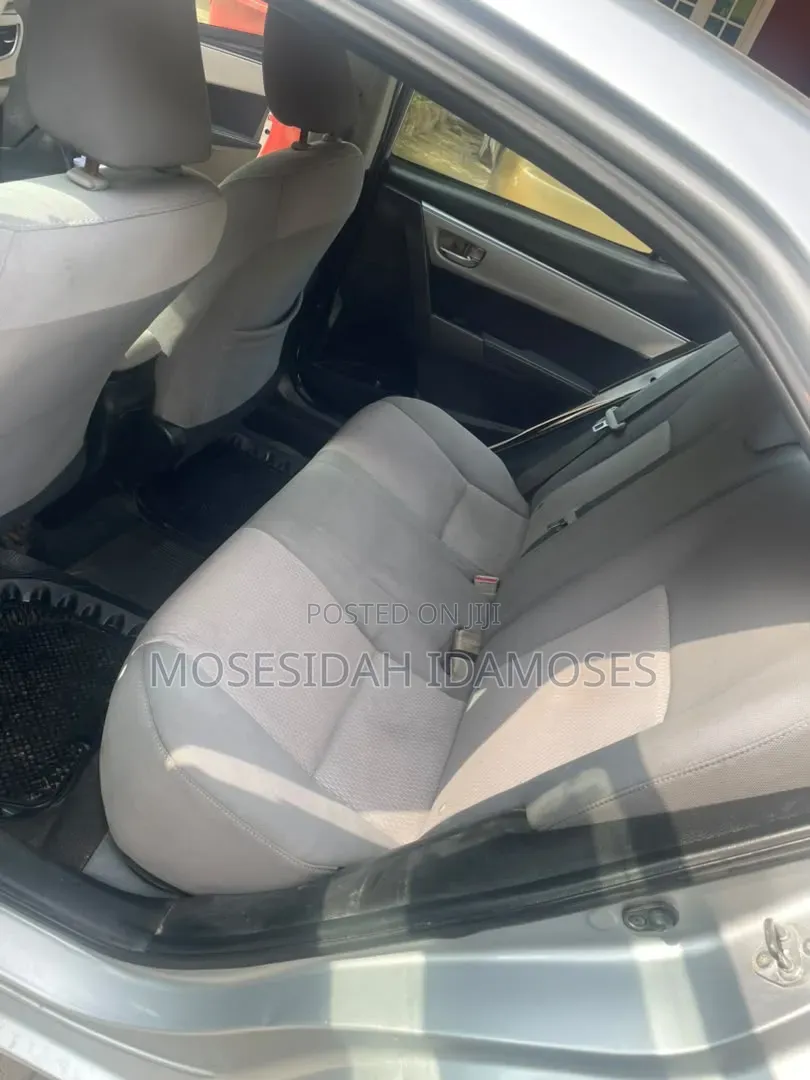 Toyota Corolla 2014 Silver