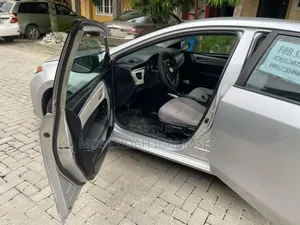 Toyota Corolla 2014 Silver