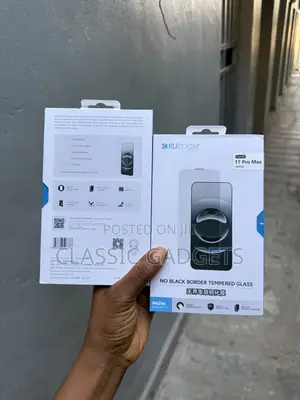 Kuzoom No Black Border Clear Screen Protector for iPhone 17 Pro Max