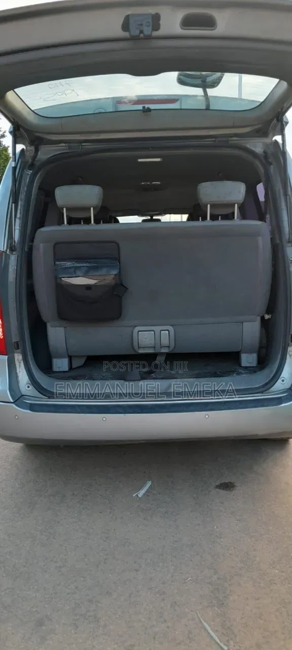 Hyundai Starex 2013 Grey