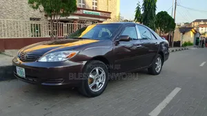 Toyota Camry 2004