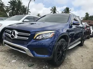 Mercedes-Benz GLC-Class 2019 Blue