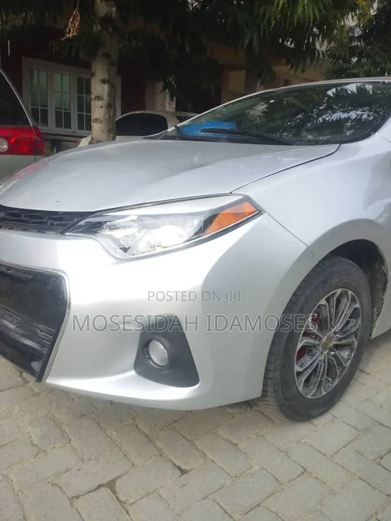 Toyota Corolla 2014 Silver
