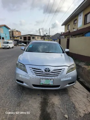 Toyota Camry 2009 Silver