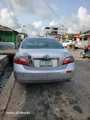 Toyota Camry 2009 Silver