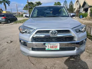 Toyota 4-Runner 2015 Silver