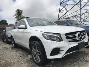 Mercedes-Benz GLC-Class 2019 White