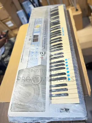Yamaha DGX-200 Portable Grand Piano Keyboard - UK Used
