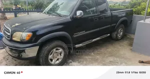 Toyota Tundra 2001 Black