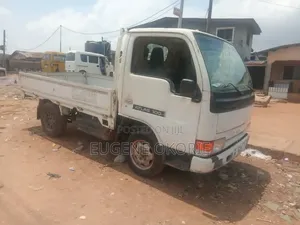 Nissan Atlass Mini Truck