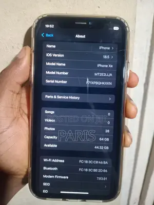 Apple iPhone XR 64 GB White