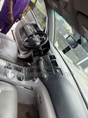 Toyota Highlander Limited 2010 Silver