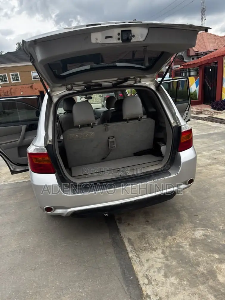 Toyota Highlander Limited 2010 Silver