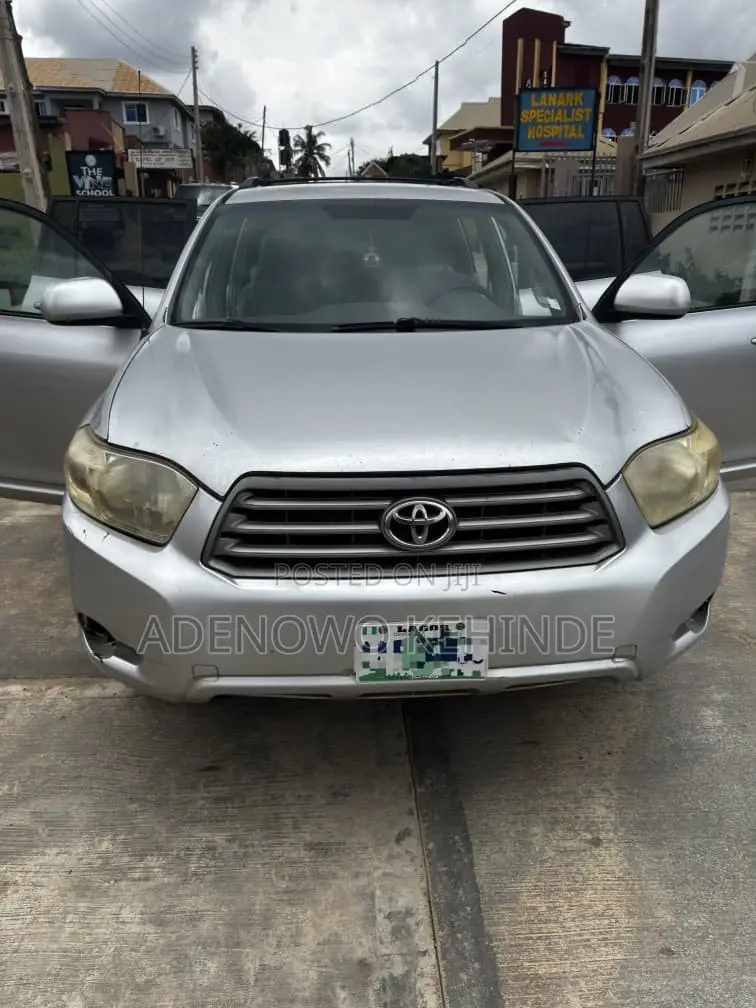 Toyota Highlander Limited 2010 Silver