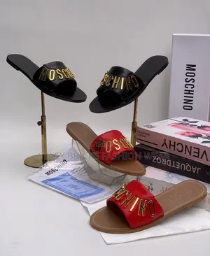 MOSCHINO Slippers Comes With Branded Box