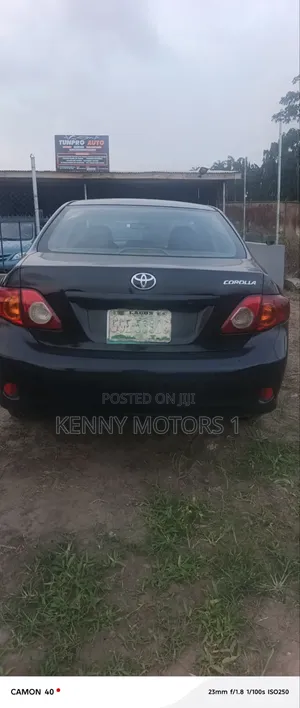 Toyota Corolla 2009 Black