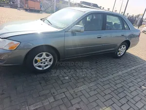 Toyota Avalon XLS w/ Bucket Seats 2003 Blue