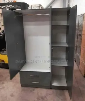 Sstandard Wardrobe