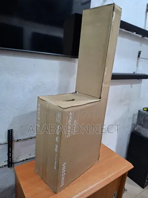 Brand New 2025 Samsung Q-Series Soundbar Q600F With Wireless Subwoofer