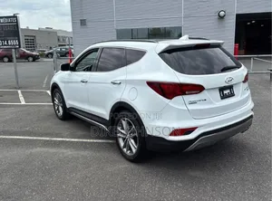 Hyundai Santa Fe 2017 White