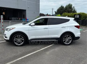 Hyundai Santa Fe 2017 White