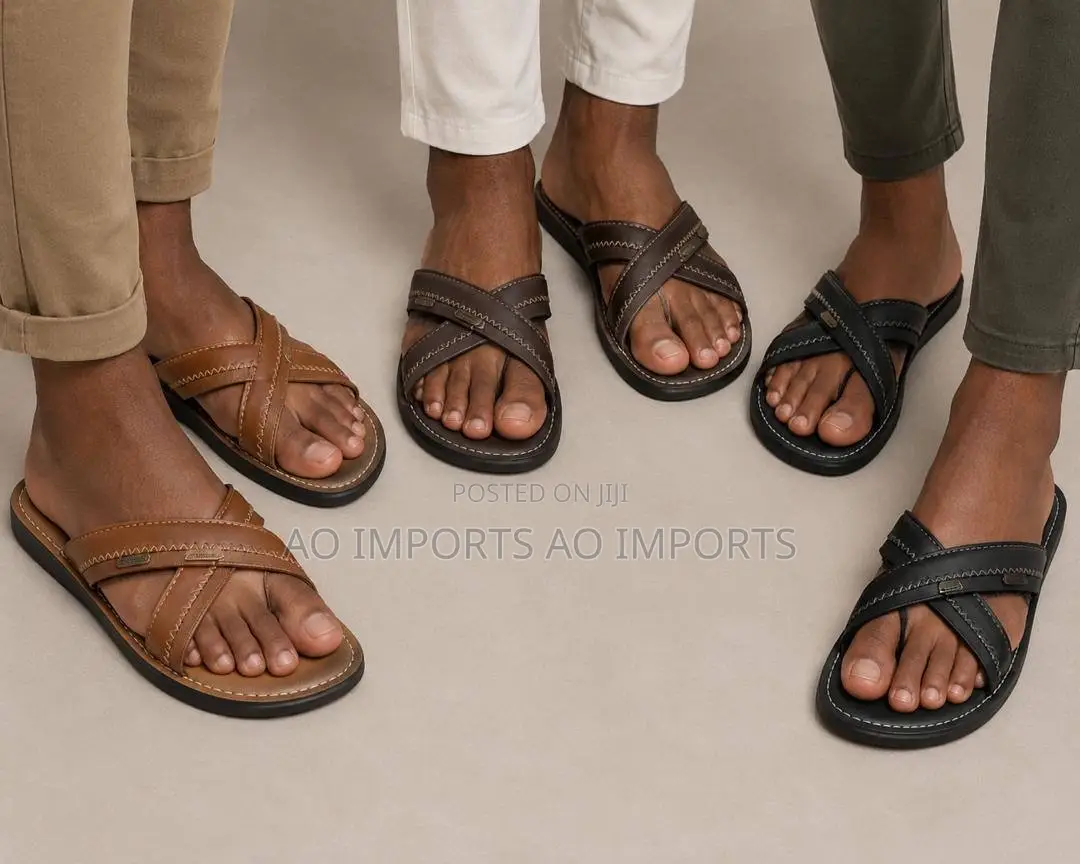 Men’s Palm Slippers Available