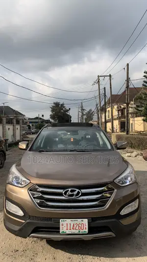 Hyundai Santa Fe 2016 Brown