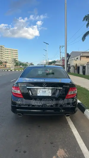 Mercedes-Benz C300 2009 Black