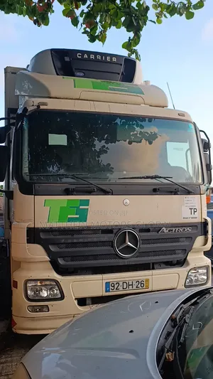 Super Clean Grade a Mercedes Benz Actros Cold Room Truck