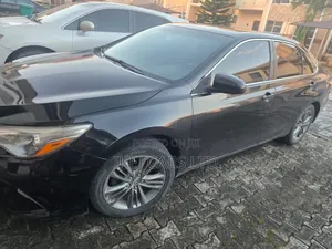Toyota Camry 2016