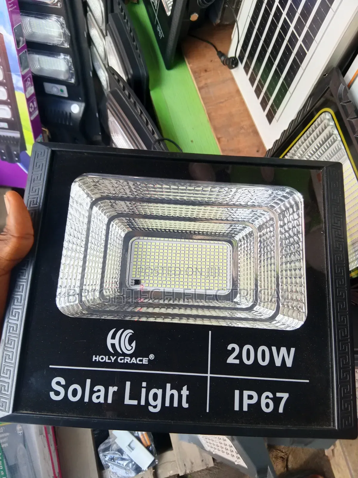 Original Solar Flood Light 200watts 3.2v