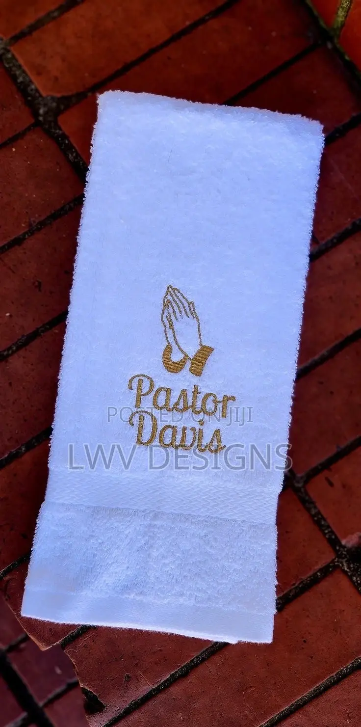 Customised Medium Bath Towel – Personalised Gift