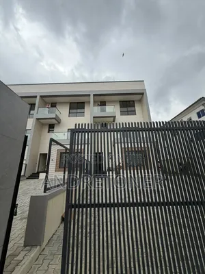 5bdrm Duplex in Karampe, Katampe Extension for rent