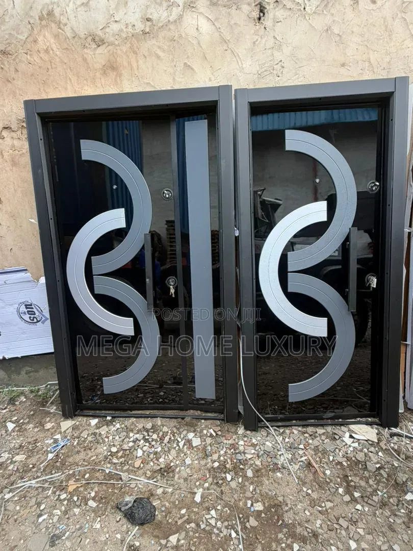 4ft Luxury Security Door (2)