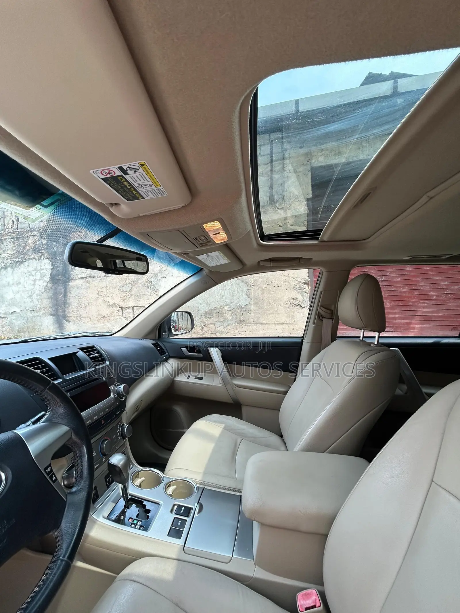 Toyota Highlander SE 2012 White