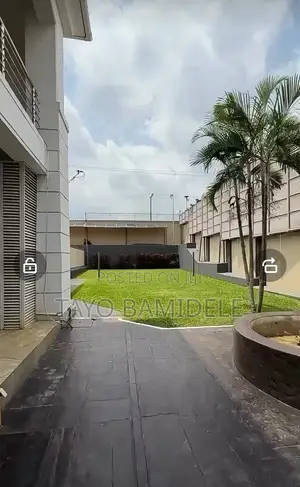 Furnished 5bdrm Duplex in Legislative Quarters, Apo District for sale