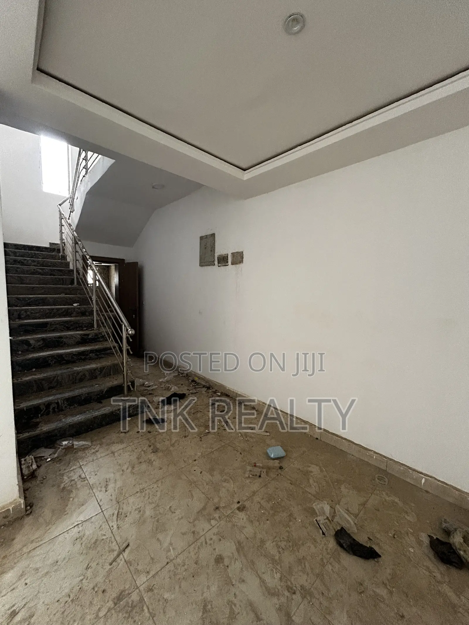 4 Bedroom Terrace for Sale