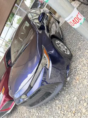 Toyota Corolla LE 2020 Blue