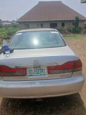 Honda Accord 2002 Silver