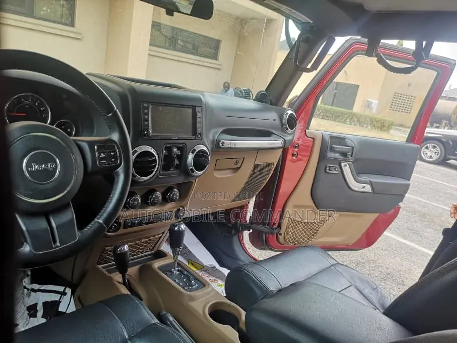 Jeep Wrangler 2017 Red