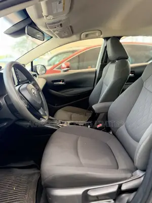 Toyota Corolla LE 2020 Blue