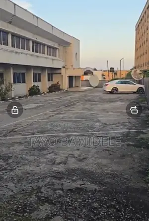 Commercial (Banking) Land
