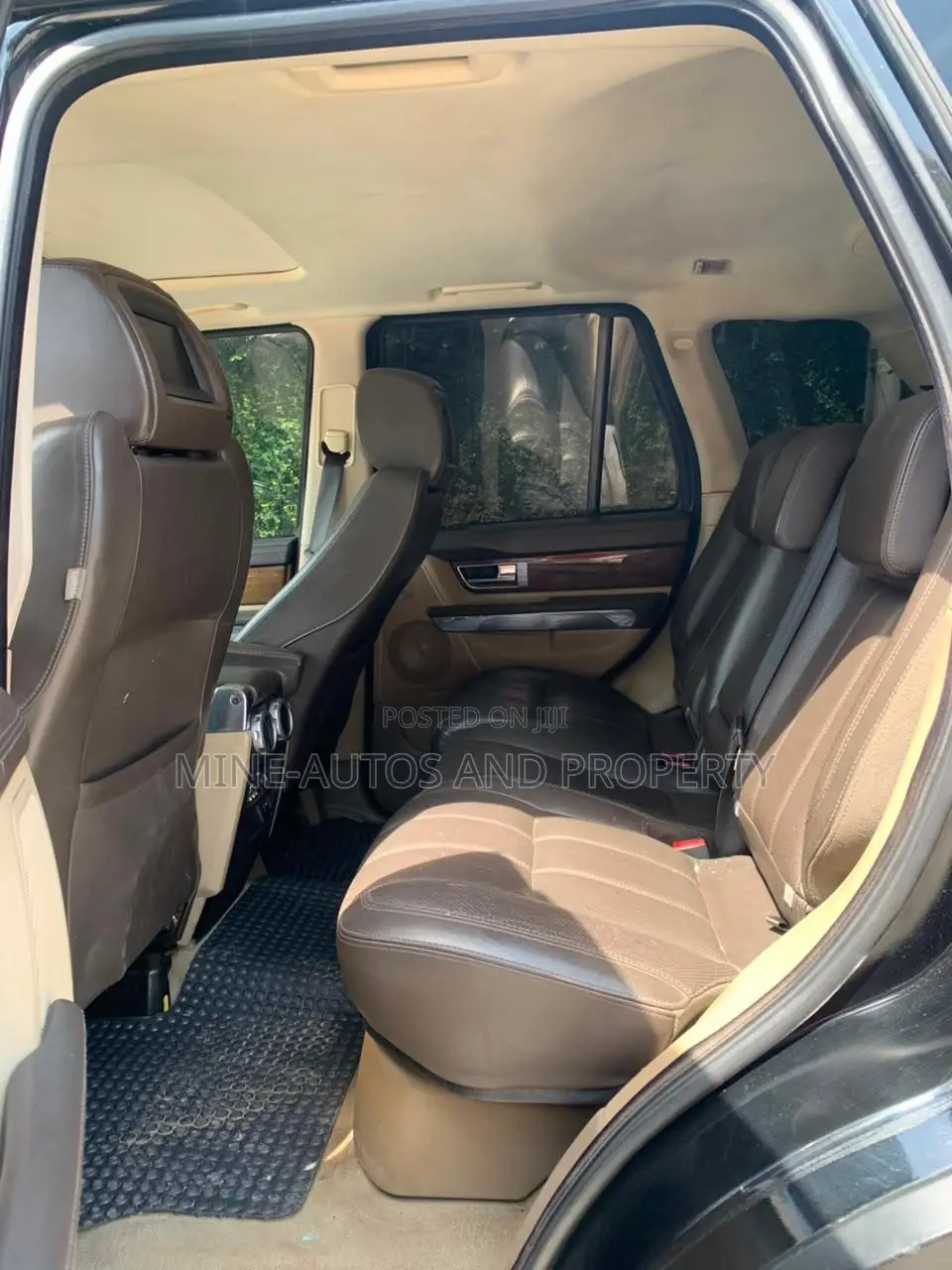 Land Rover Range Rover 2011 Black
