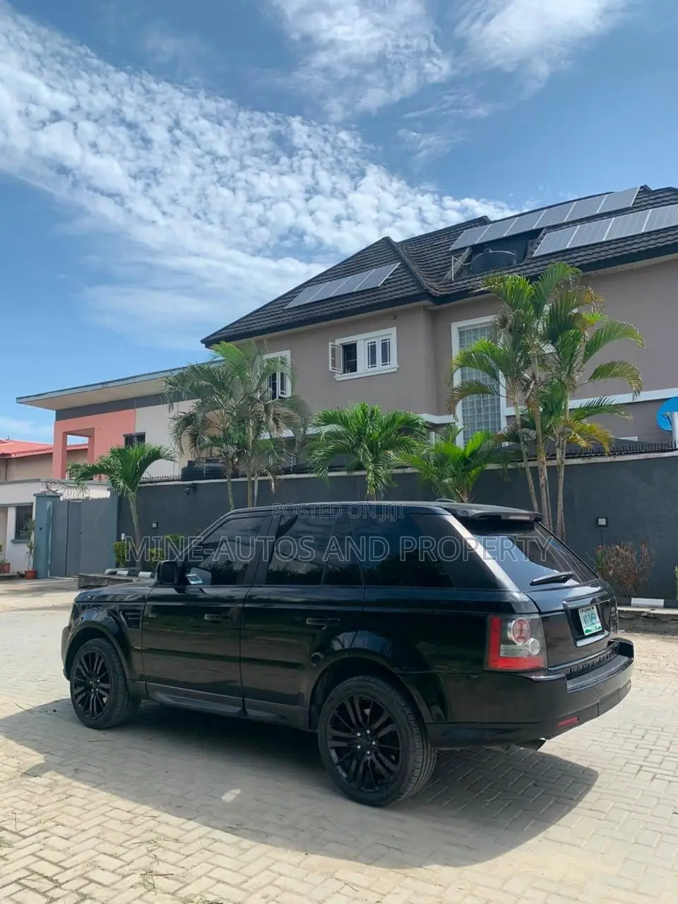 Land Rover Range Rover 2011 Black