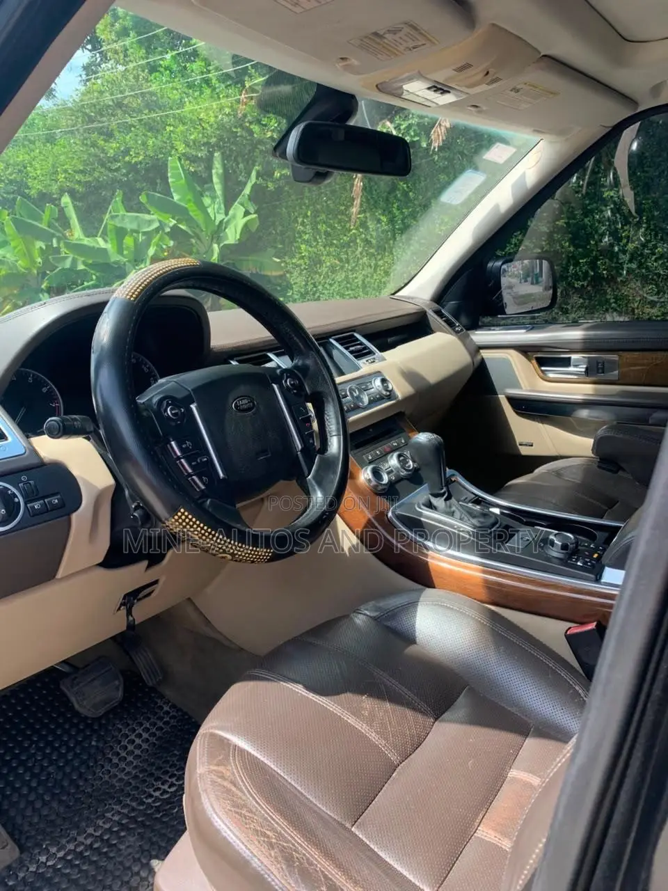 Land Rover Range Rover 2011 Black