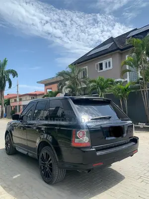 Land Rover Range Rover 2011 Black