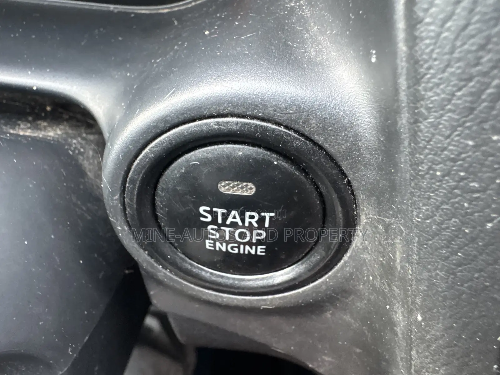 Land Rover Range Rover 2011 Black