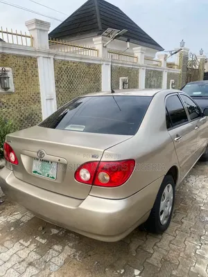 Toyota Corolla LE 2007 Gold