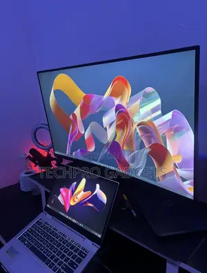 Ben Bull Monitor Curved Monitor