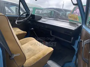Volkswagen Transporter 2000 Blue